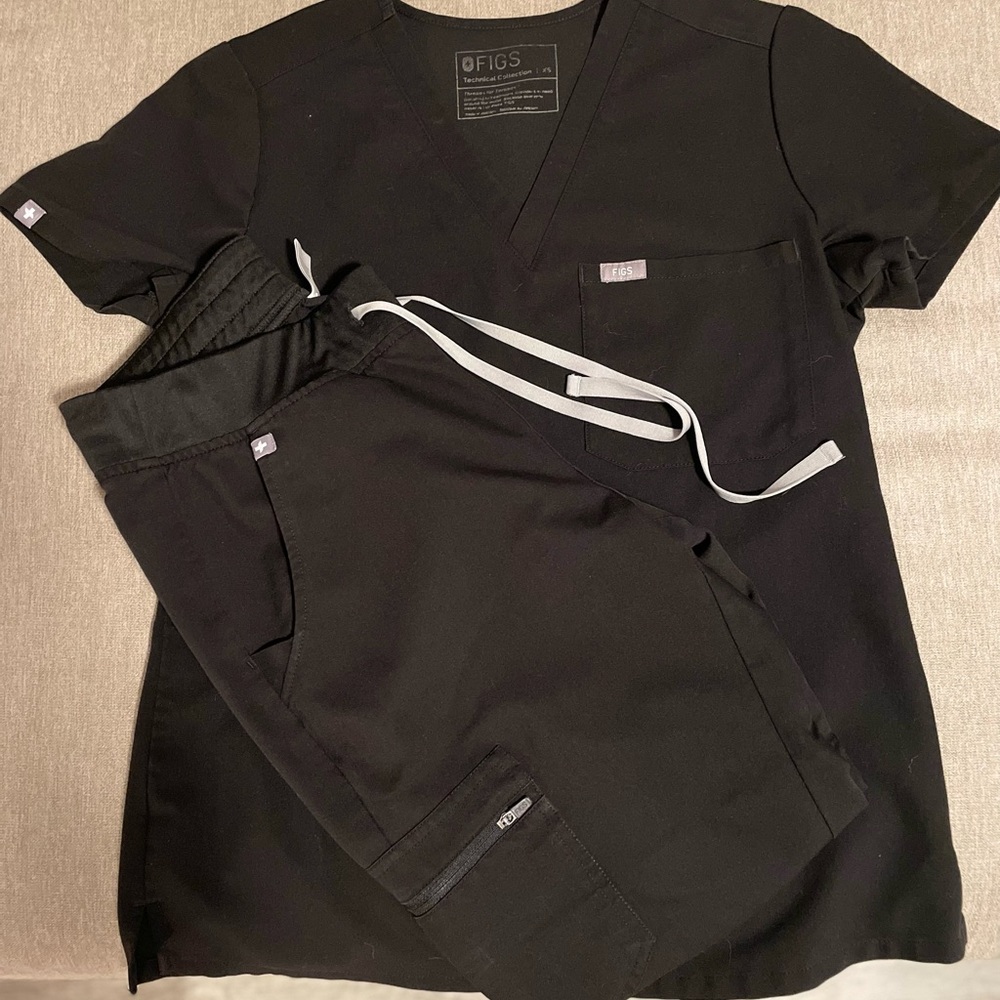 Figs Scrubs - Black